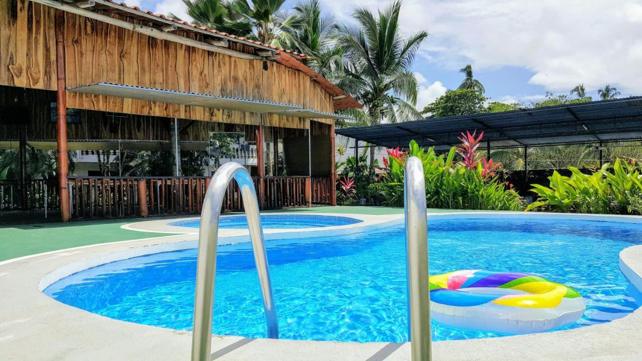 Hotel Quepos Paraiso Exterior photo